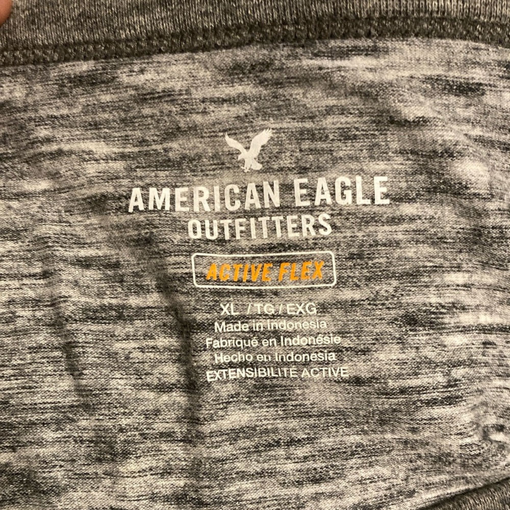 American Eagle Outfitters Heather Gray Short Sleeve Tee - Picture 4 of 4
